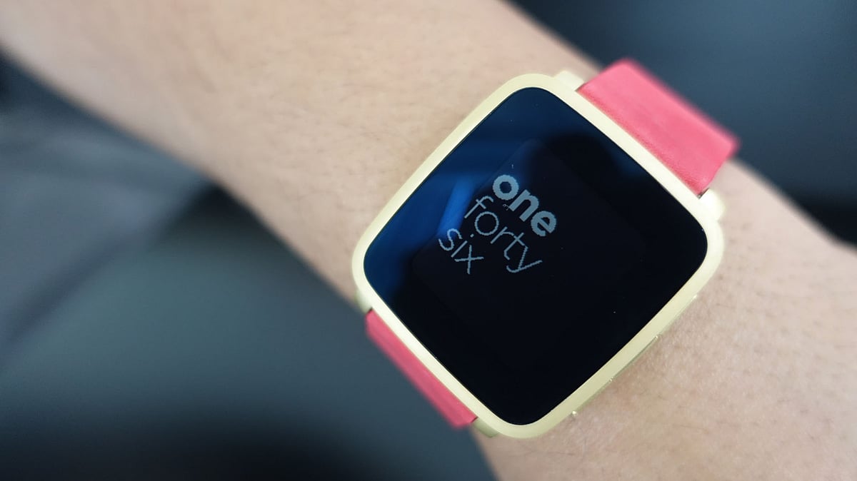 Pebble Time Steel Smartwatch. (Photo: <b>The Quint</b>/<a href="https://twitter.com/2shar">@2shar</a>)