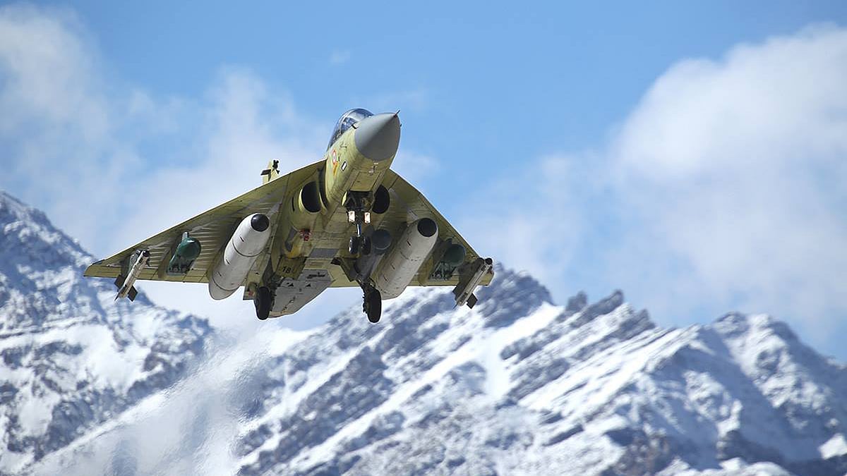 The first squadron of the homegrown Tejas was christened as ‘Flying Daggers 45’  (Photo Courtesy: <a href="http://gallery.tejas.gov.in/Gallery/Calendar-2015/i-pKQHMCL/A">ADA/Dev Rana</a>)