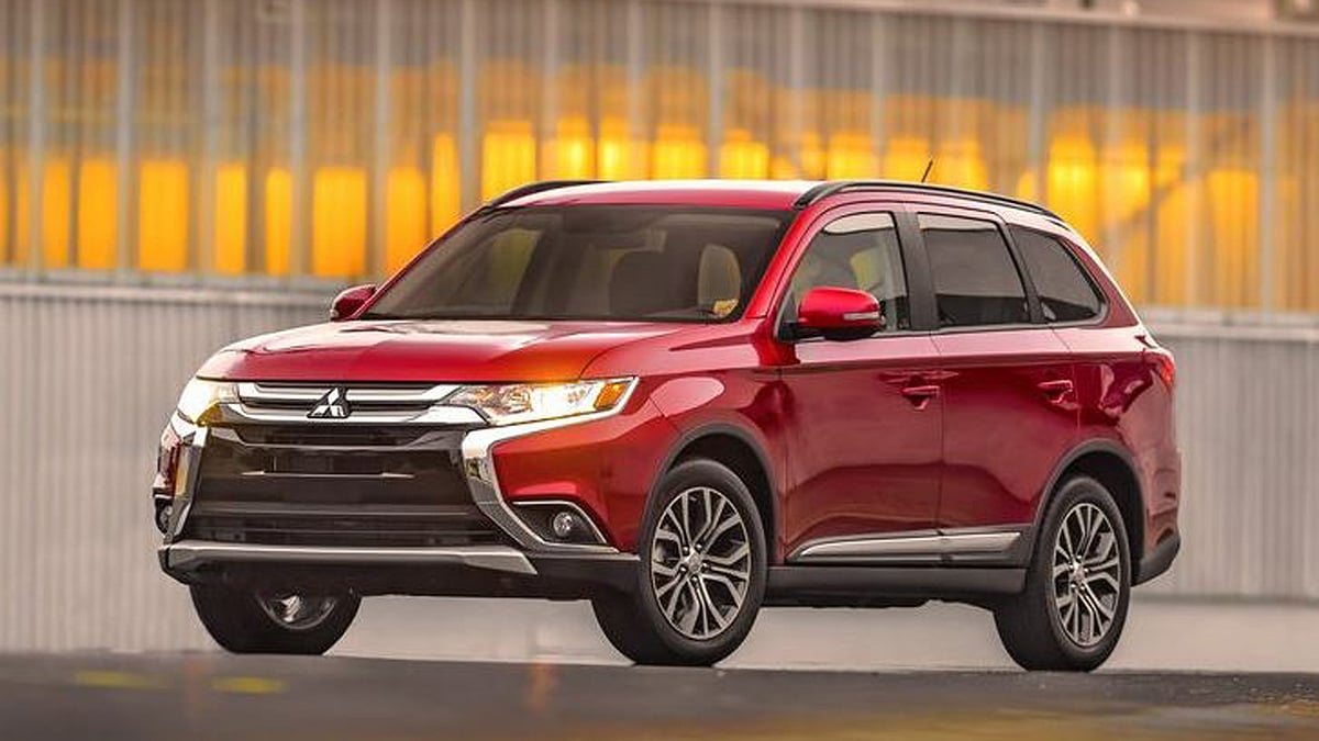 Mitsubishi Outlander. (Photo Courtesy: <a href="https://twitter.com/HUBMitsu290/status/735137922236698624">Twitter</a>)