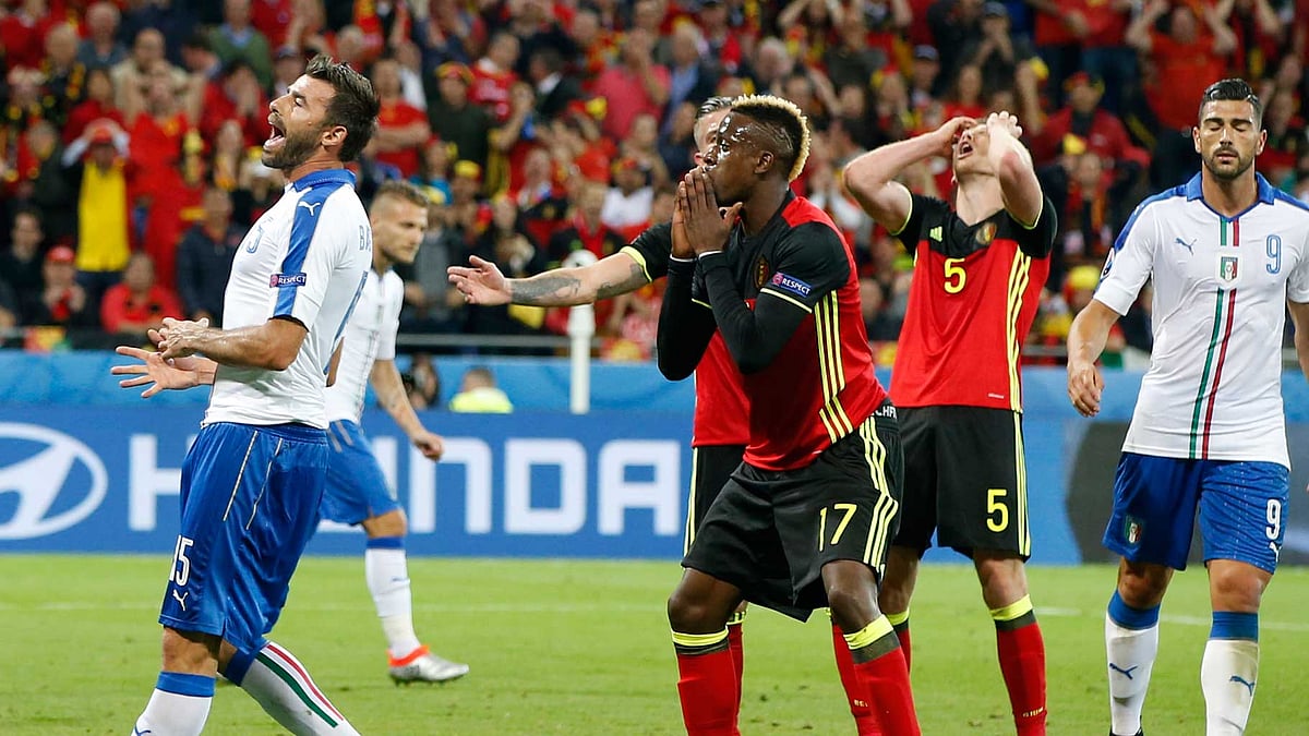 Belgian players Belgium’s Divock Origi (centre), and Belgium’s Jan Vertonghen, (second right<i>)</i>, react after Belgium missed a chance to score. ( Photo: AP) 