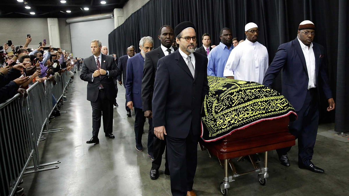 Muhammad Ali’s casket arrives for his <i>Jenazah</i>, a traditional Islamic service, in Freedom Hall, Thursday, June 9, 2016. (Photo: AP)