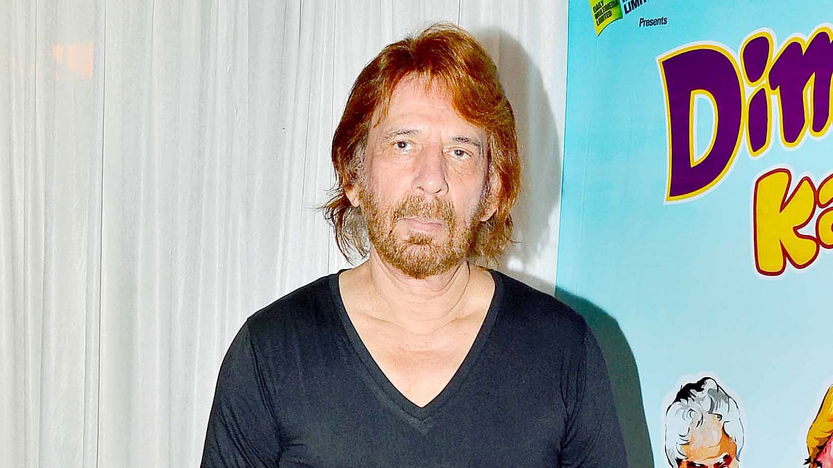<div class="paragraphs"><p>Razak Khan. </p></div>