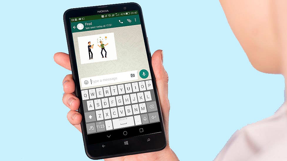 Get set for more GIFs in your life, this time on WhatsApp. (Photo:<b> The Quint</b>)