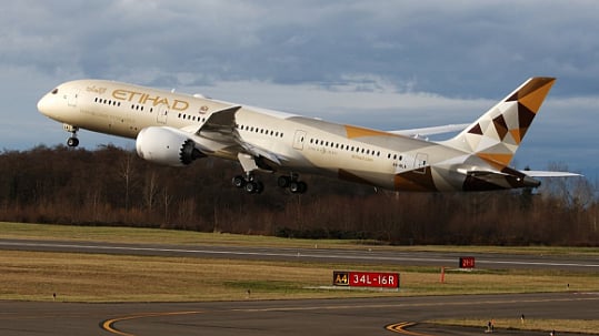 The luxurious A380. (Photo: Twitter @EtihadAirways)
