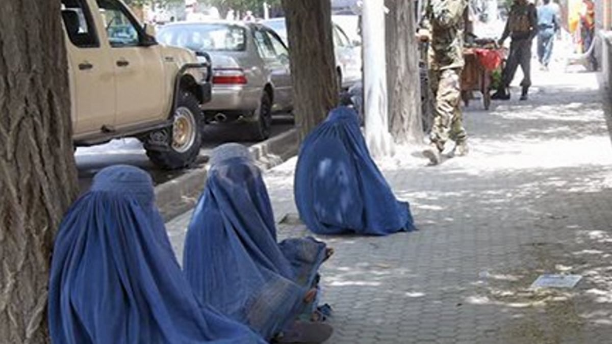 

Pakistani beggars are allegedly being employed to carry out intelligence surveillance activities. (Photoz; Twitter/ <a href="https://twitter.com/TOLOnews">TOLOnews</a>)