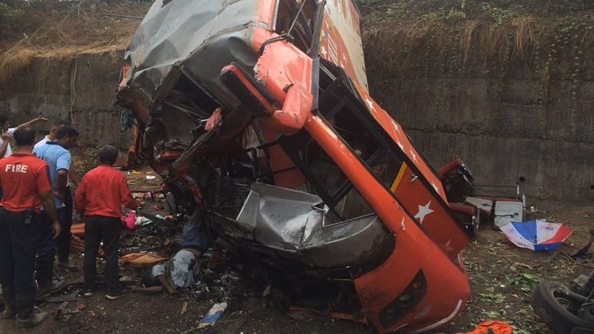 The mangled remains of the bus and the cars that met with an accident on the Mumbai-Pune Expressway (E-Way) near Panvel of Maharashtra on Sunday. (Photo: IANS)