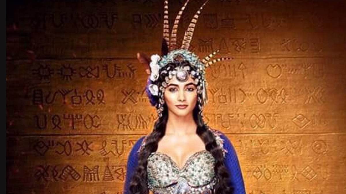 A poster of <i>Mohenjo Daro. </i>(Photo: Twitter/<a href="https://twitter.com/tishasaroyan/status/743419131614072832/photo/1?ref_src=twsrc%5Etfw"> Ruchika Sharma</a>)