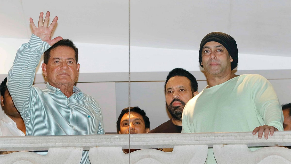 Salman and Salim Khan wave at fans outside their home in Bandra. (Photo: Yogen Shah)
