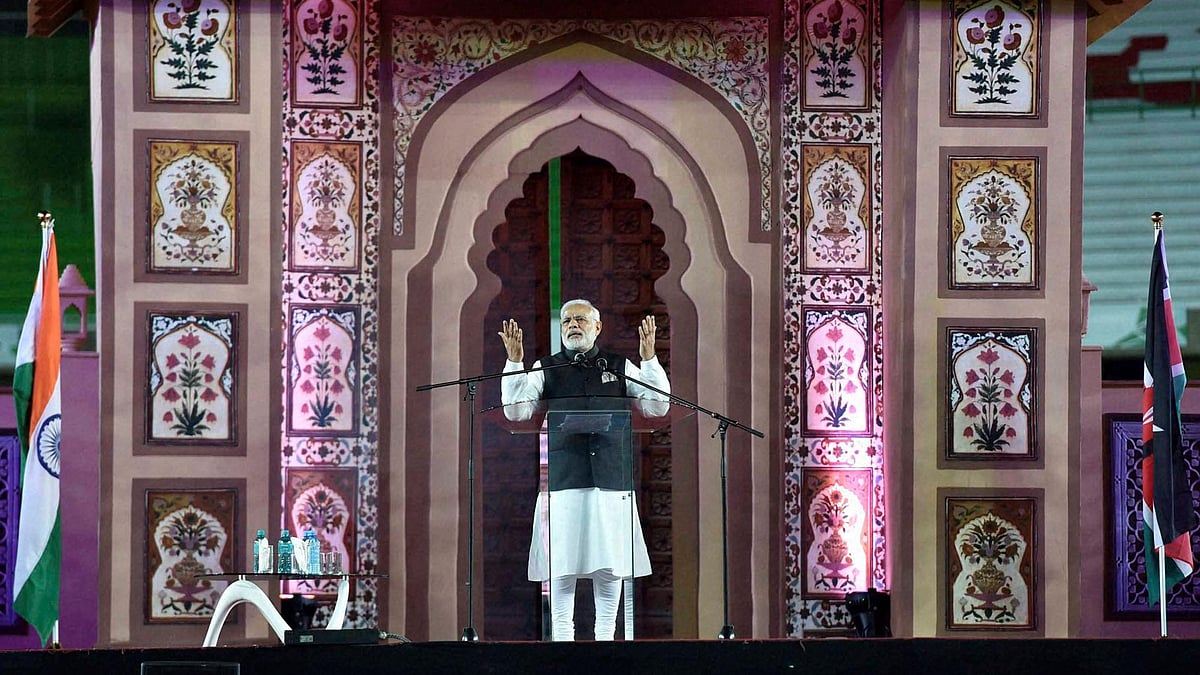 Prime Minister Narendra Modi addresses the Indian Community at Kasarni Stadium in Nairobi, Kenya. (Photo: PTI)