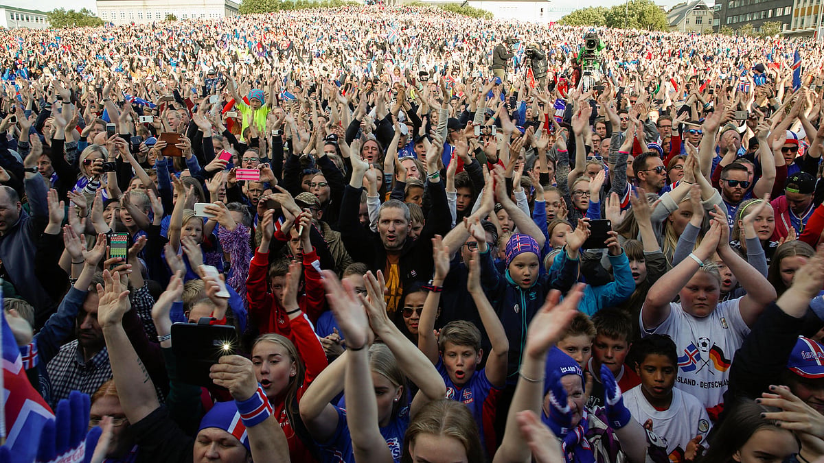 Icelandic soccer fans celebrate as their national team comes home from the Euro 2016 soccer championships in Reykjavik, Iceland. (Photo: AP)