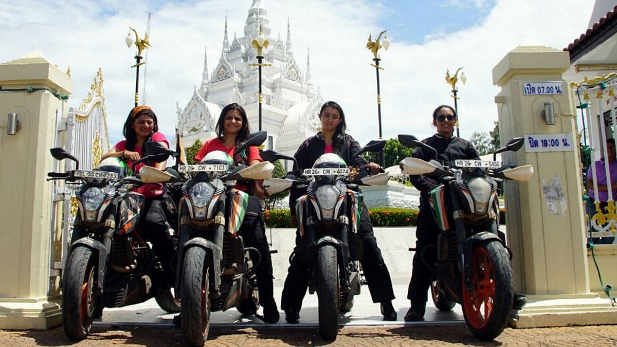 The Biking Queens in the the Surat Thani City Pillar Shrines in Thailand. (Photo Courtesy: Facebook/<a href="https://www.facebook.com/BikingQueensSurat/photos/a.887965764611993.1073741829.886942381380998/1097402743668293/?type=3&theater">Biking Queens</a>)