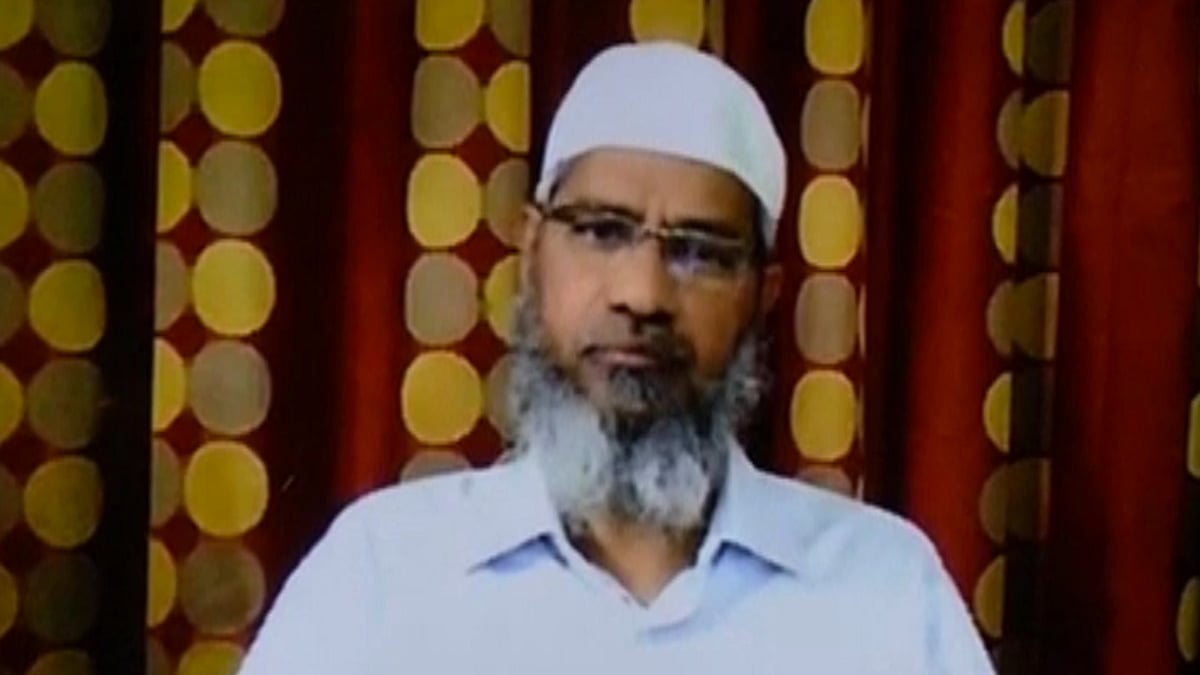 Zakir Naik addressed a press conference via Skype from Media, Saudi Arabia on Friday, 15 July 2016. (Photo: ANI)