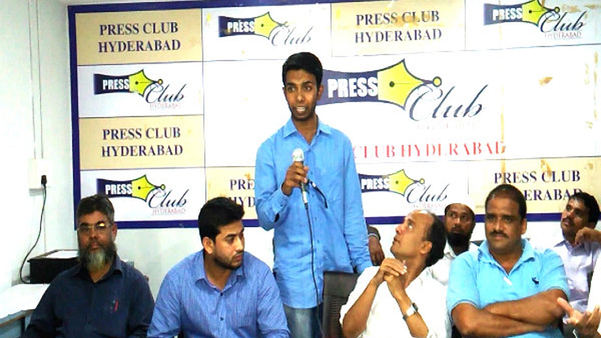Hyderabad Civil Society (HCS) and the families of two youths on Wednesday alleged harassment by the NIA. (Photo Courtesy: <a href="http://www.thenewsminute.com/article/nia-harrassing-us-turn-witnesses-against-suspects-claim-muslim-youngsters-45987">The News Minute</a>) 