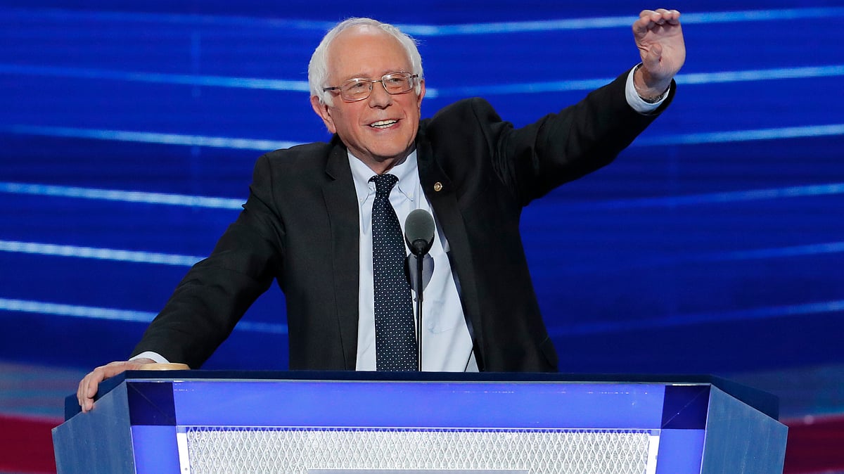 Bernie Sanders supports Hillary Clinton for Democratic Presidential candidate (Photo: AP)