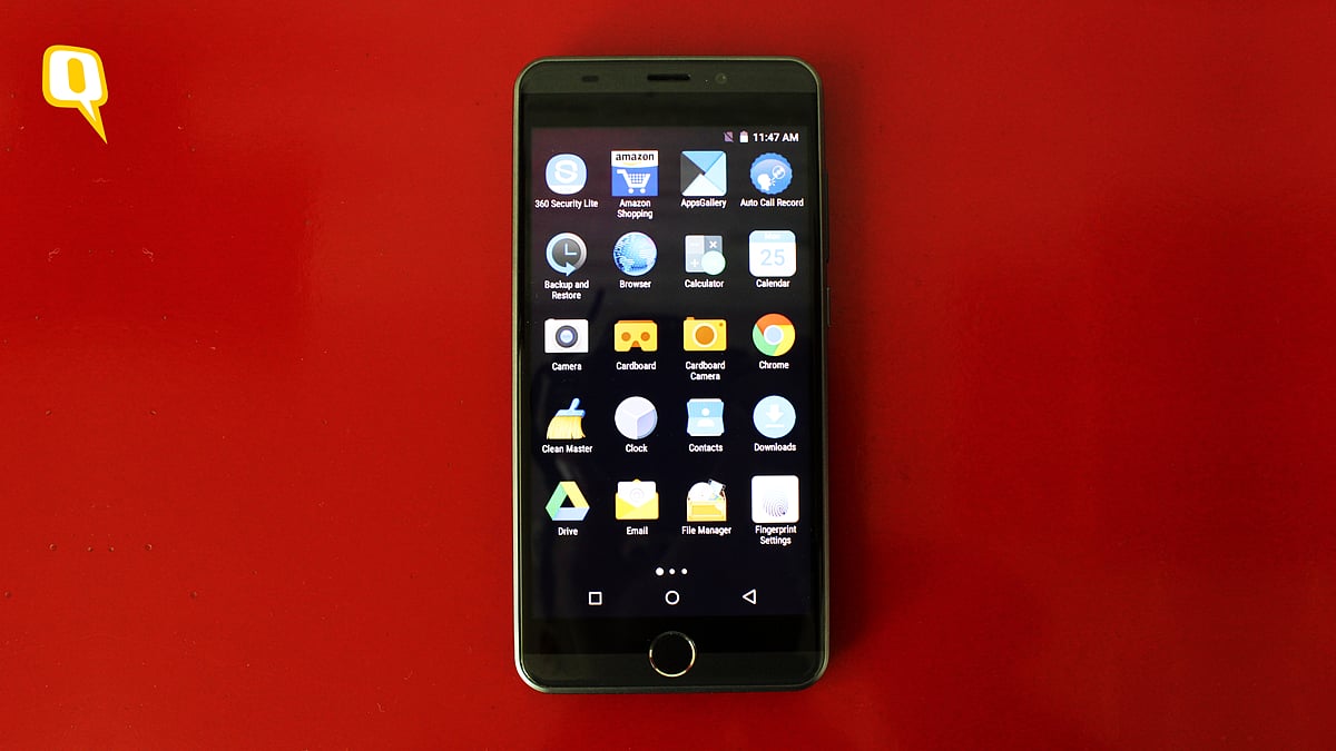 Intex Aqua View promises affordable VR experience, but fails to deliver beyond the usual gimmicks. (Photo: <b>The Quint</b>)
