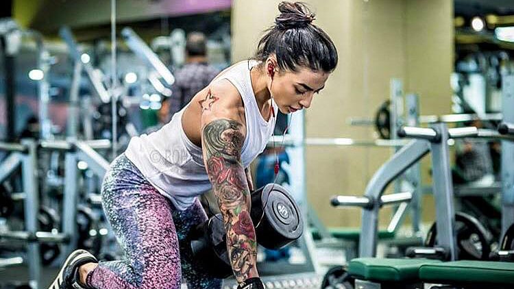 Vj Bani was body shamed for her muscular physique. (Photo Courtesy: <a href="https://www.facebook.com/allroadies/photos/bc.AbplzGOu9htKiktnxfp_1jhRy-4k-PP1h24lVzydoGoEYIbnnkDNH9sAvJSjMKRMpTdf6hj9mdLpm2E5KF79tOCTSr8EP6aNGPZ05Gimferh4b8CPnDYFG9p4wErjJm3jxa7lTplgVTTS868D_5UV3h-/783493631750407/?type=1&opaqueCursor=Abph8moEm2LVnFzShSbyHTo9reH3oJx6Ixvo6Lva6c7ZwbVzc1e0nV0OLkBZ48uw_y3Zr_j3UUDiWAHQqSe37_LP20i-LR5RO-z8oA08wkX1e4y3ibF4myd3ZvbQ1z9dVSpNKpq1Uo0ZgzuivDh6JCLqKwP2n73r1f8SXdFjGEuZs47uJkllT9gV528nx1kQuWN_krLIjxphBbrW6UO_i0lfd-NC-MQo_jx0hQ5pTSAo9kNVvFcNiidHR1IoUeJuMZnXA5Rqc9MuPaqtYVu82y8Y7fysil9S_72XC0sO99REyA&theater">Roadies</a>)