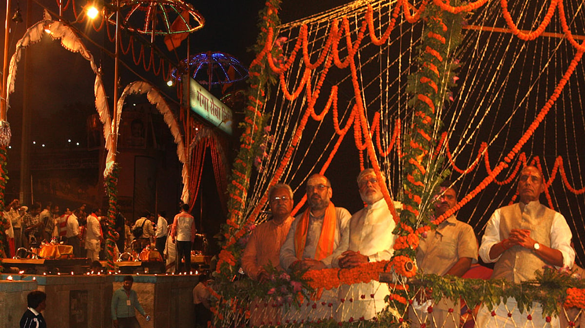Narendra Modi at the ghats on the Ganga in Varanasi, in 2014 (Photo Courtesy: <a href="http://www.narendramodi.in/maa-ganga-has-made-me-yours-i-thank-you-for-your-affection-narendra-modi-in-varanasi-6217">narendramodi.in</a>)