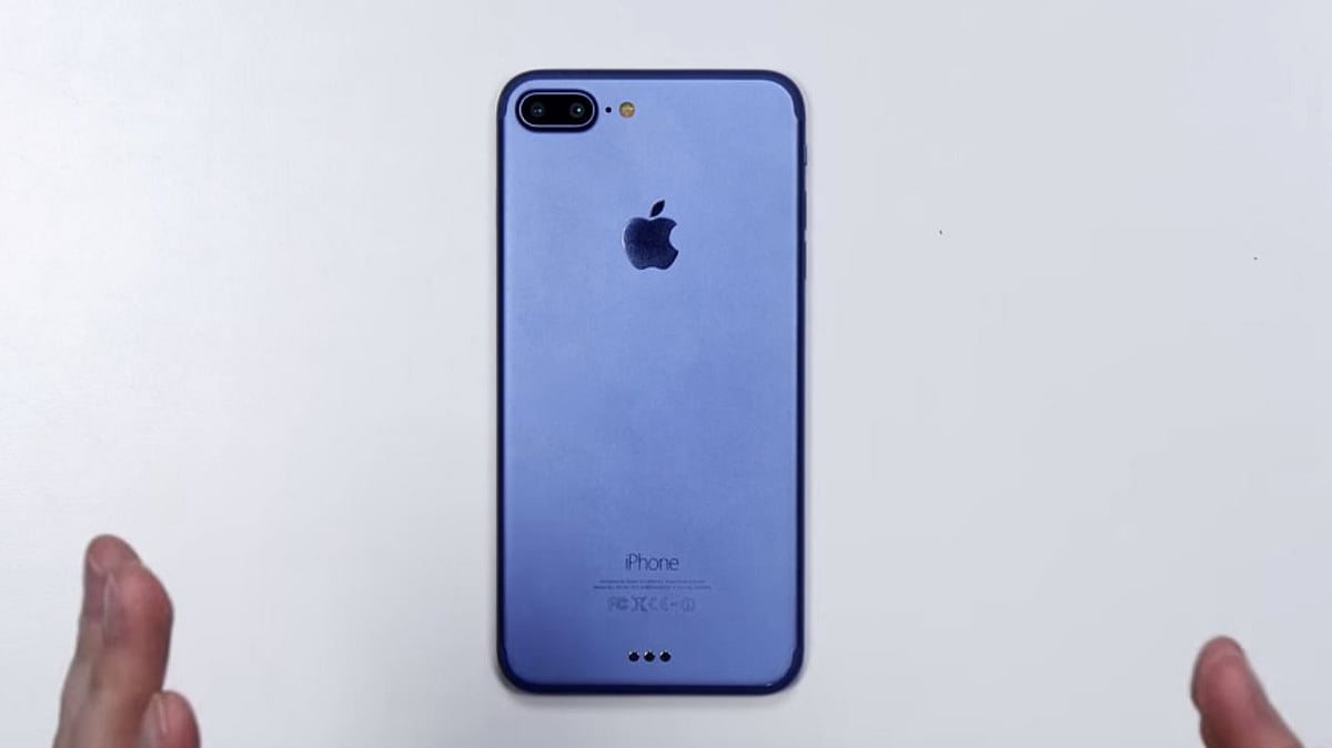 Behold the all new Apple iPhone 7? (Photo Courtesy: YouTube/<a href="https://www.youtube.com/watch?v=L2o_MUPDRRI">Unbox Therapy</a>)