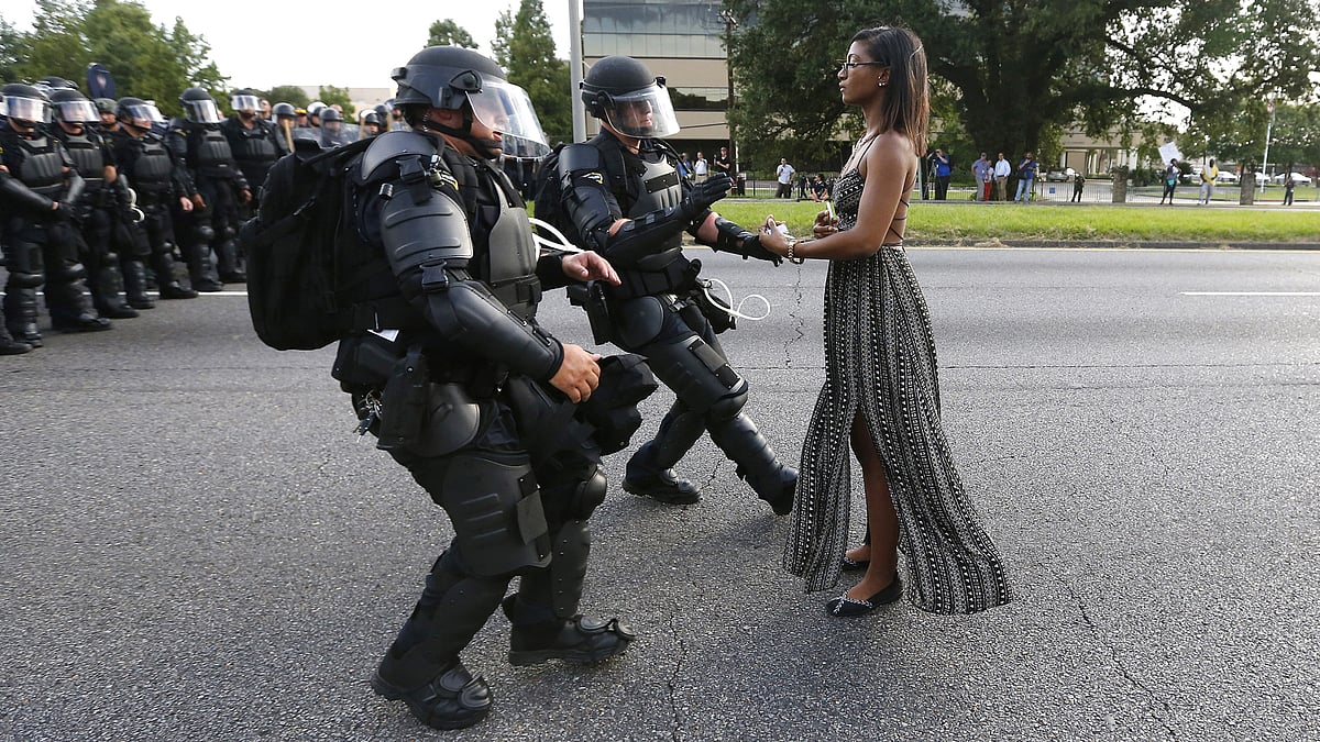 This photograph was captured in Baton Rouge during the nationwide violent protests against the arbitrary killing of black people by police forces in the USA. (Photo: Reuters)&nbsp;