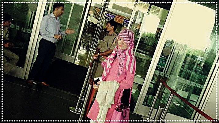 Reshma Qureshi on her way to New York. (Photo Courtesy: <a href="https://www.facebook.com/makeluvnotscars/?fref=ts">Make Love Not Scars</a>)
