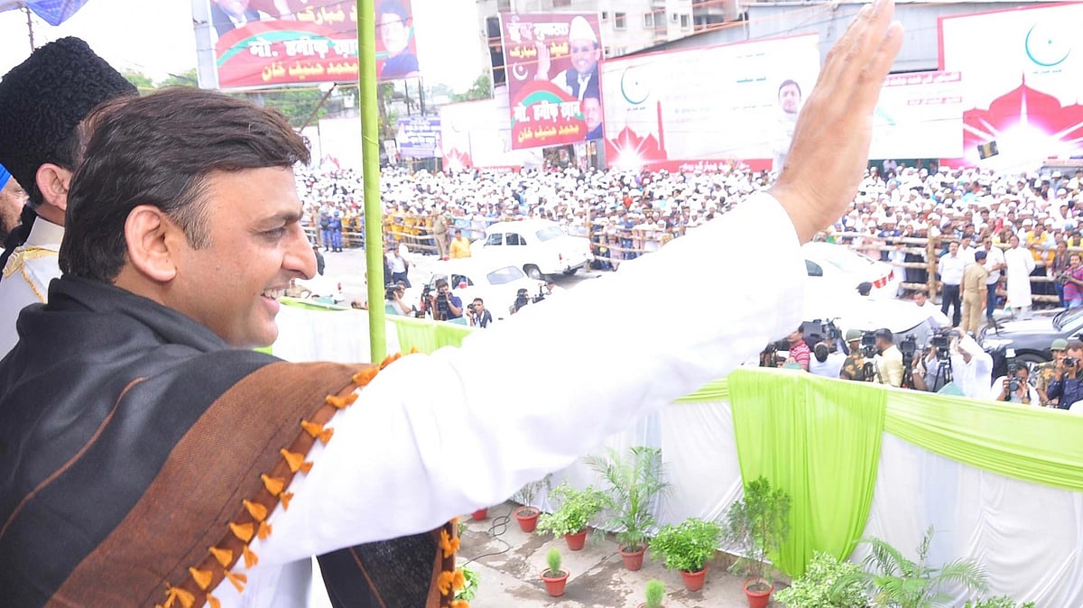 Mulayam Singh Yadav on Friday met both Akhilesh and brother Shivpal to work out a truce between them. (Photo: IANS)