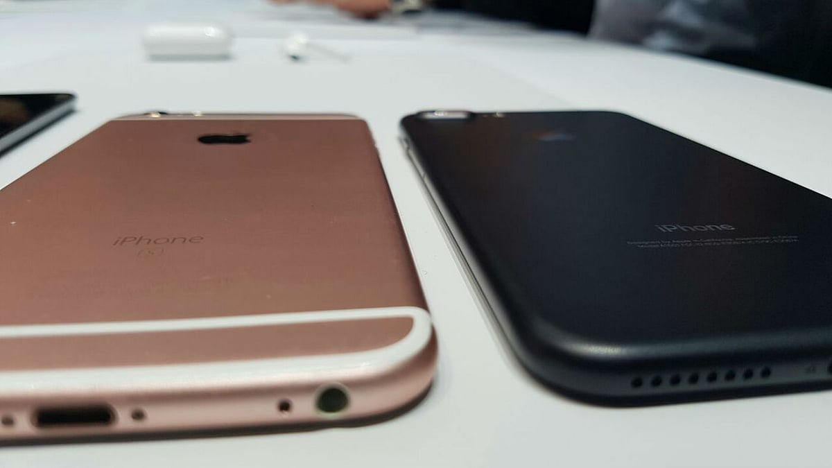 iPhone 7 and iPhone 7 Plus. (Photo: <b>The Quint</b>)