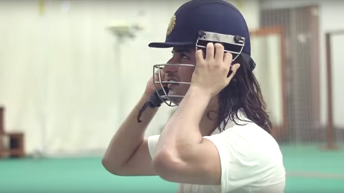Sushant Singh Rajput preps up for the biopic on Dhoni. (Photo courtesy: <a href="https://www.youtube.com/watch?v=ewvYtDFAE0A">Youtube Grab</a>)