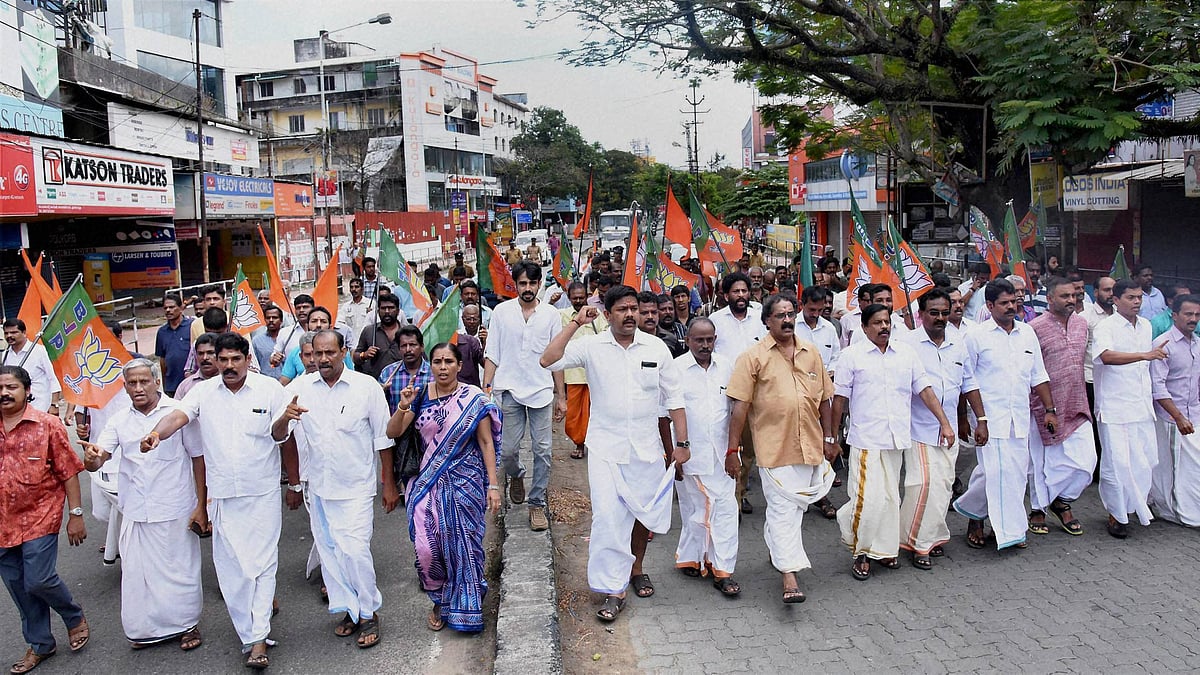 BJP activists protest in Kochi against killing of Remith, a BJP worker, who was hacked to death by alleged CPM workers in  Kerala. (Photo: PTI)