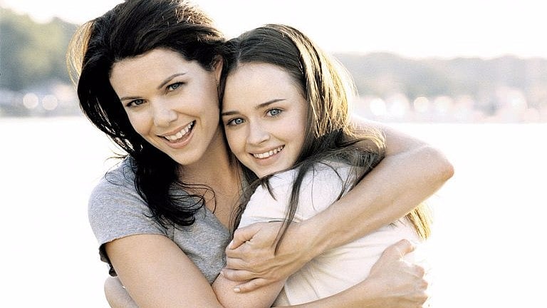 Alexis Bledel and Lauren Graham in <i>Gilmore Girls</i>. (Photo Courtesy: WB)