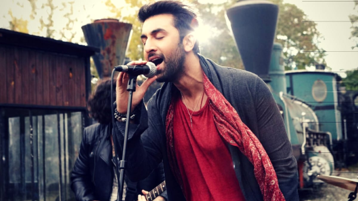 Ranbir Kapoor in a scene from <i>Ae Dil Hai Mushkil</i>’s sufi track Bulleya. (Photo courtesy: YouTube/Sony Music India)