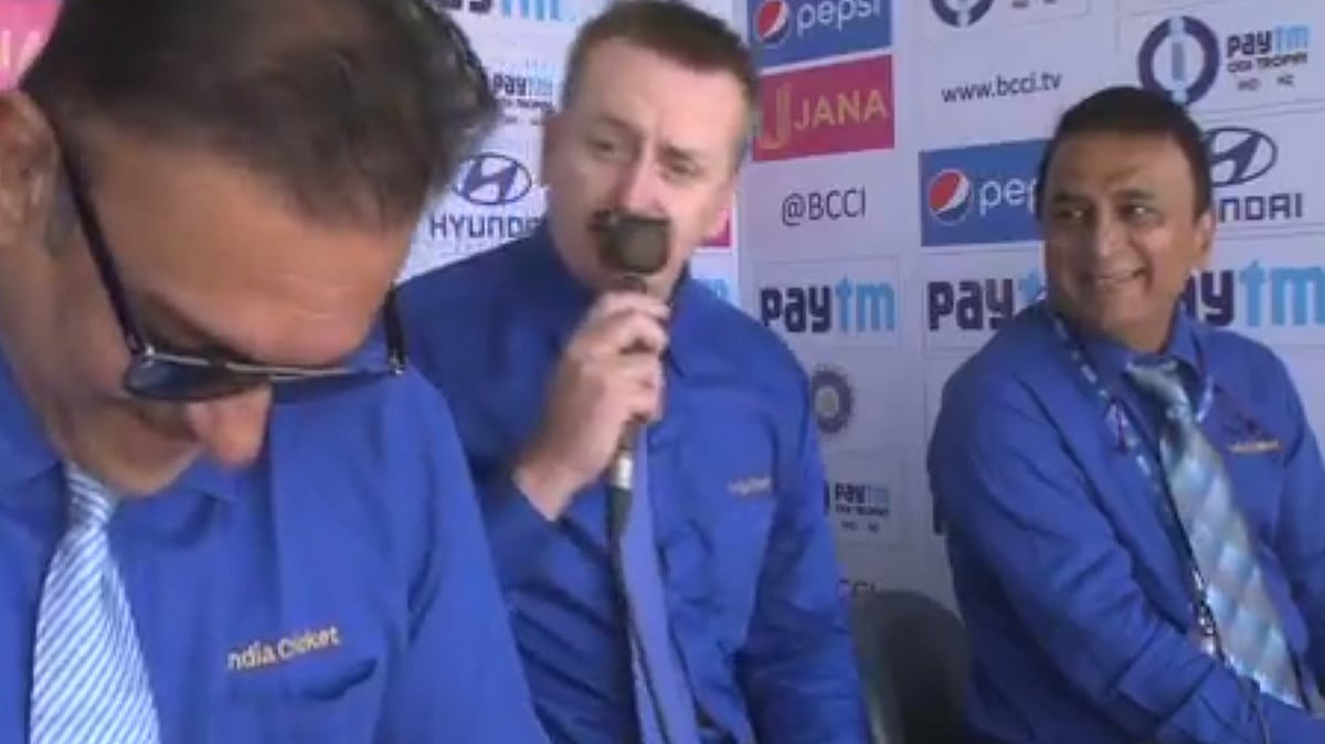 Ravi Shastri (L), Scott Styris (C) and Sunil Gavaskar. (Photo Courtesy:&nbsp;<a href="https://twitter.com/BCCI">BCCI Twitter</a>)