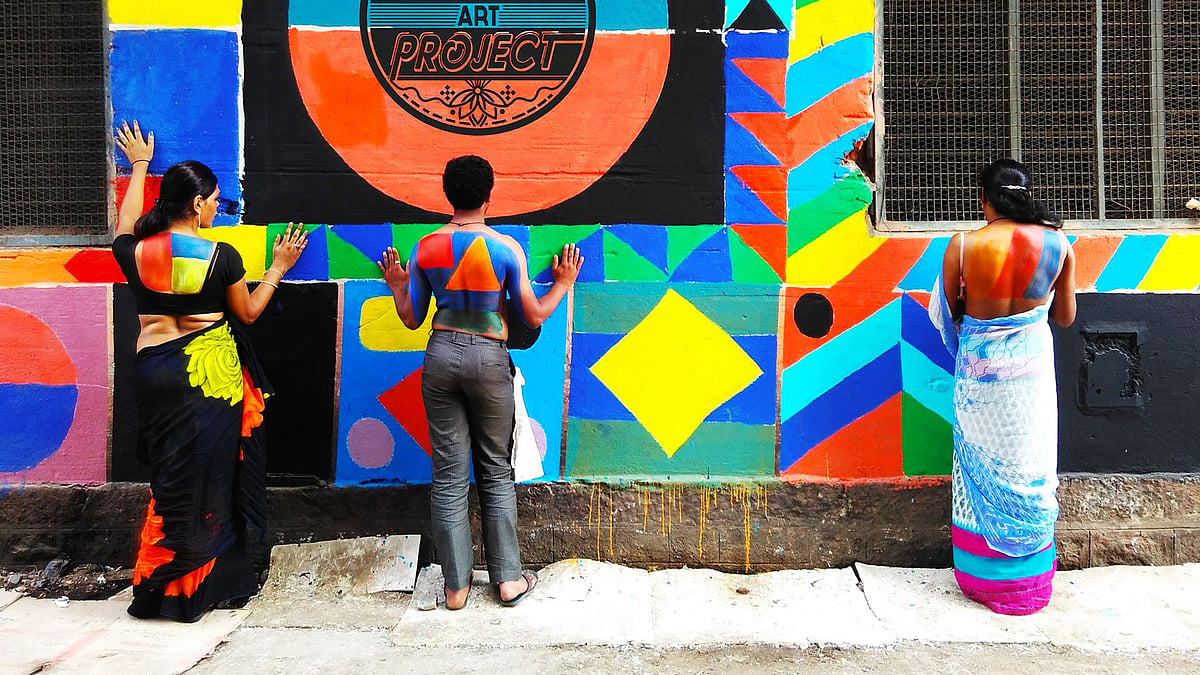 The festival is an initiative by St+ Art India Foundation of Delhi and supported by Asian Paints. (Photo Courtesy: Aravani Foundation Facebook <a href="https://www.facebook.com/aravaniartproject/photos/a.888890124564215.1073741827.867828550003706/895093893943838/?type=1&amp;theater">Page</a> )