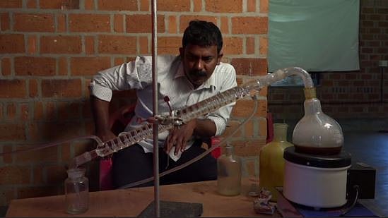 
















Sreejith Veettil Shreedharan converts solid plastic waste to cost-effective fuel (Photo: AP Horizon)