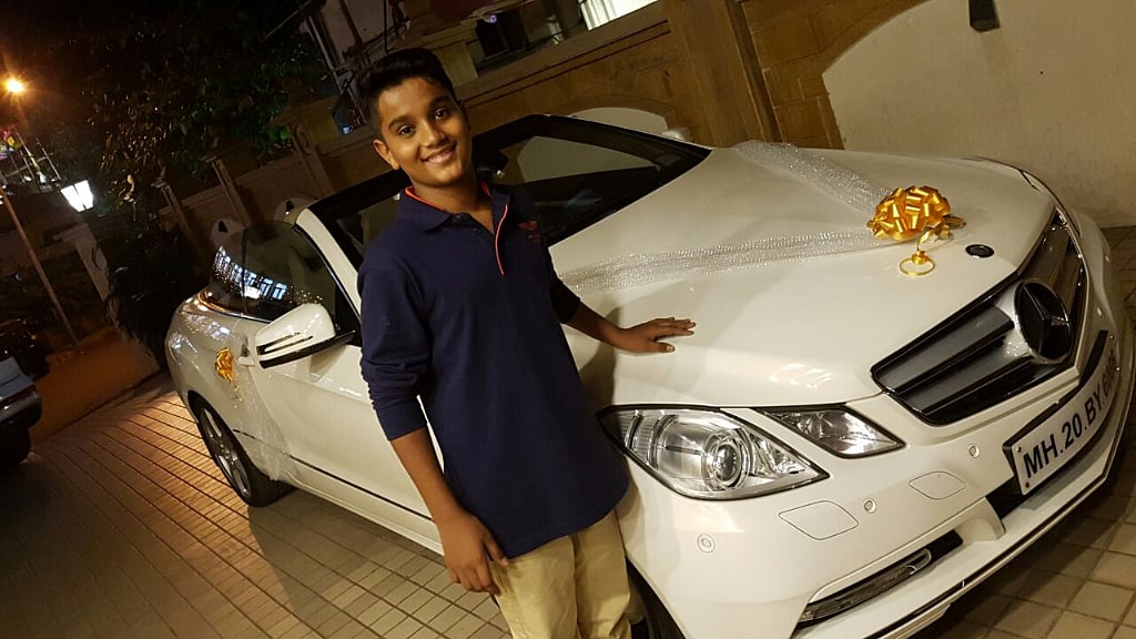 The MLA describes himself as “dashing” and was earlier a part of the Raj Thackeray’s Maharashtra Navnirman Sena. (Photo: Twitter/<a href="https://twitter.com/ramkadam/status/800017672339656705?ref_src=twsrc%5Etfw">@ramkadam</a>)