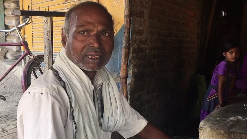 “The rich sleep on wads of cash,” said a local. (Photo: Aman Sethi/<b>The Quint</b>)