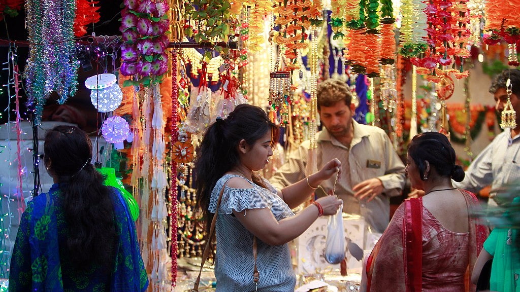 

Businesses across the country are struggling to cope with lower consumer demand, fewer supplies and pending salaries on account of the demonetisation. (Photo: AP)
