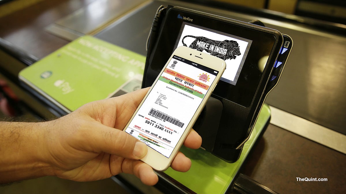 Mobile phones made for Aadhaar purpose are on their way soon. (Photo: <b>The Quint</b>)