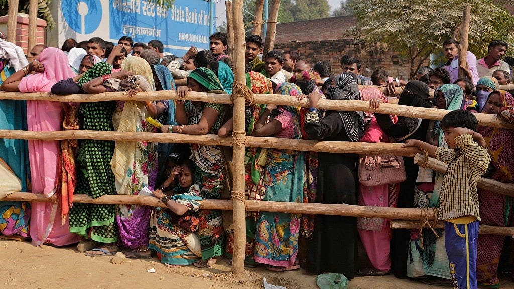 With one decision, farmers, landless labourers and daily wage workers have been rendered helpless and cashless. (Photo: AP)
