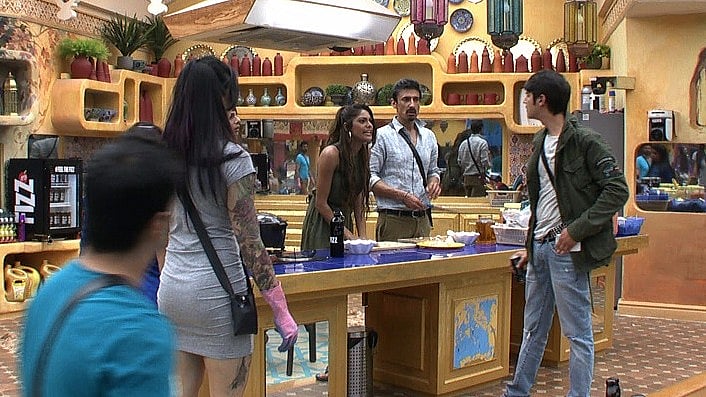 Rohan and Lopa’s huge fight. (Photo Courtesy: ColorsTV)