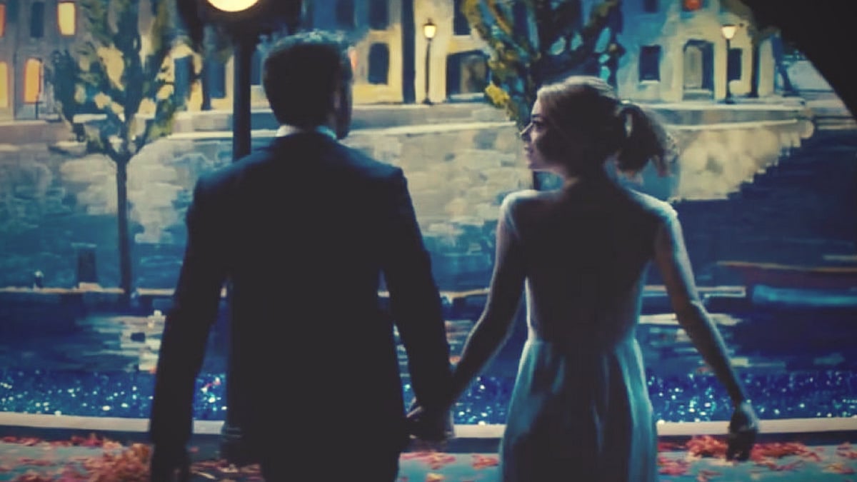 Ryan Gosling and Emma Stone in a still from the movie. (Photo Courtesy: YouTube screenshot)