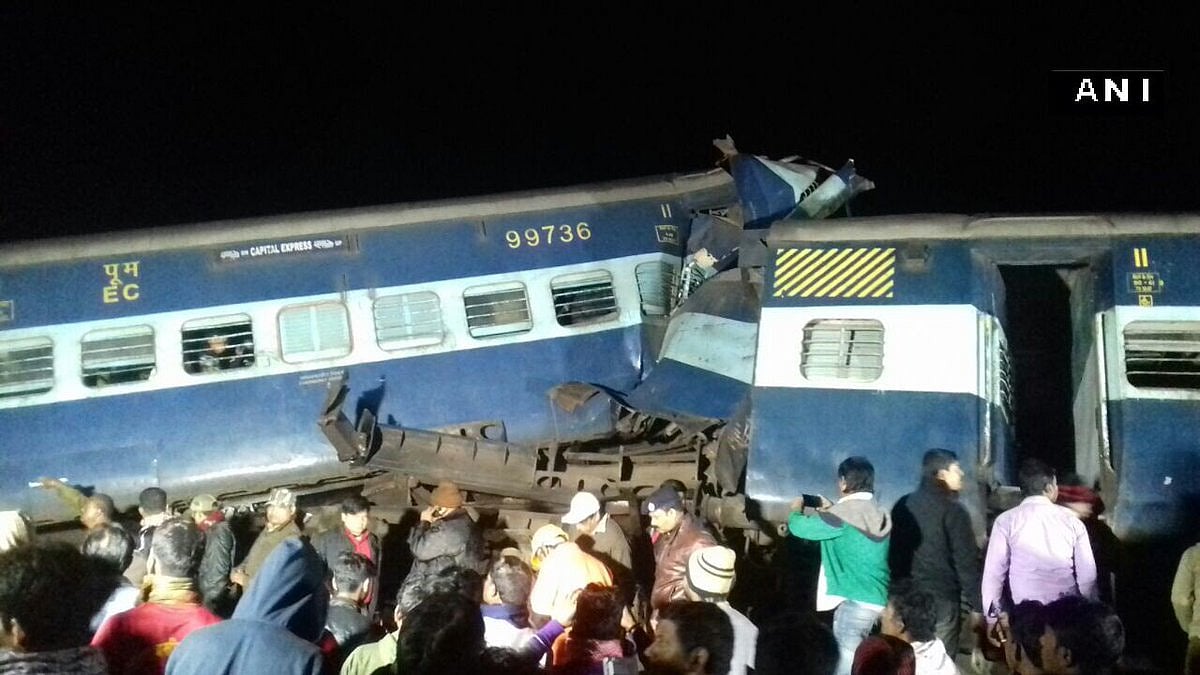 The derailed coaches of Guwahati-bound Capital Express on Tuesday night, 6 December 2016. (Photo Courtesy: ANI)