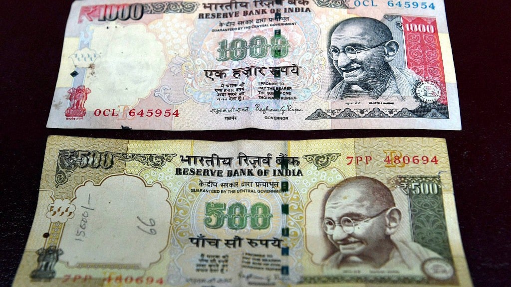 Rs 500 and Rs 1,000 notes were discontinued from Tuesday midnight as a step to curb black money. (Photo: PTI)
