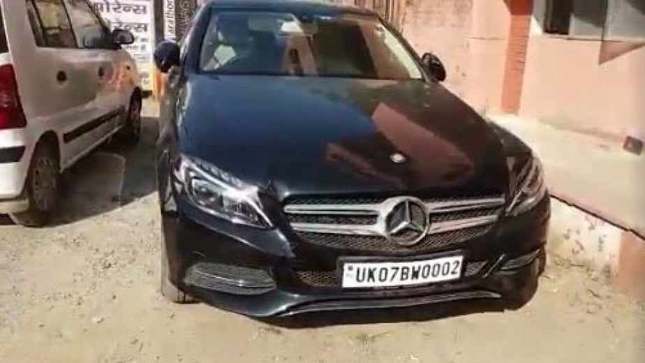 The teenage girl was shot dead in a Mercedes in Delhi. (Photo Courtesy: Twitter/<a href="https://twitter.com/KarnHT/status/811467240105119744?ref_src=twsrc%5Etfw">@KarnHT</a>)