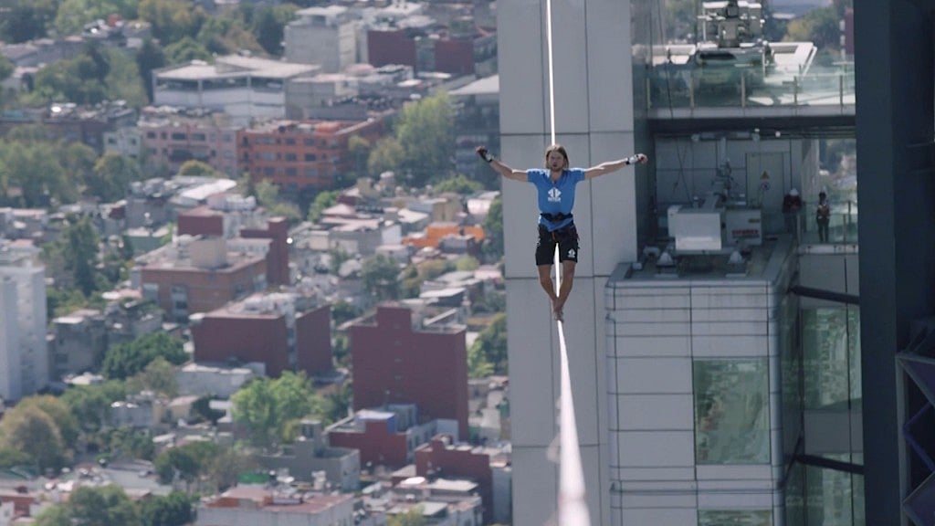 25-year-old Alexander Schulz pulled off a jaw-dropping daredevil stunt. (Photo: AP)