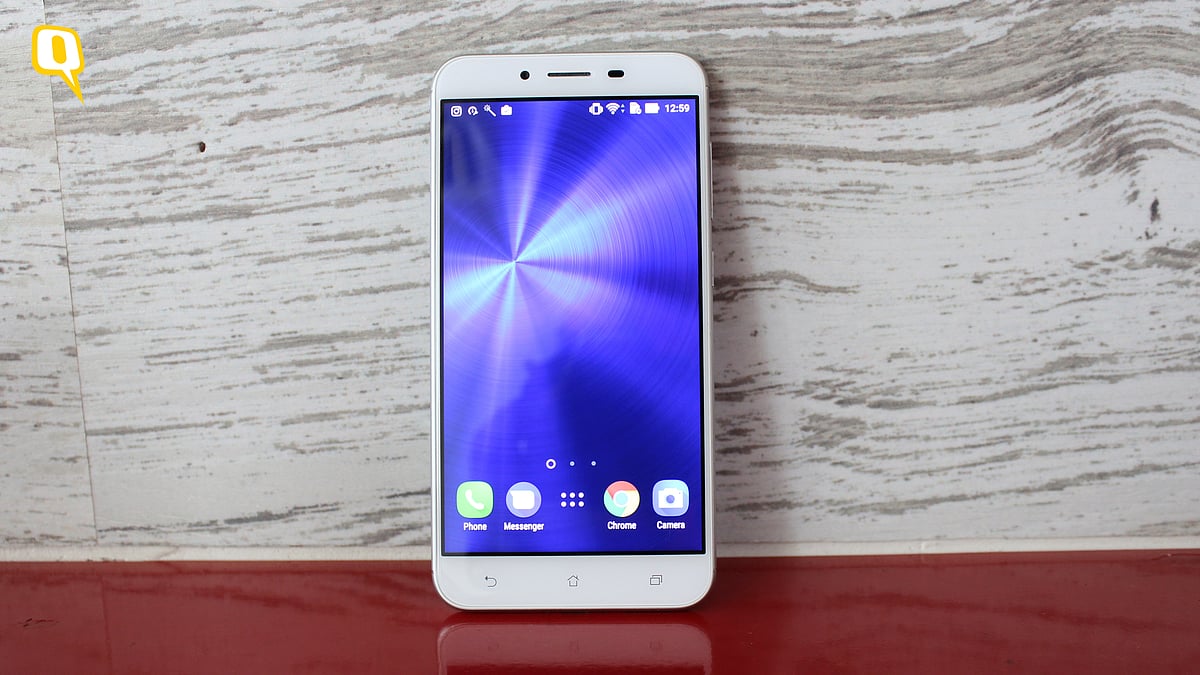 The Asus Zenfone 3 Max has an impressive battery life. Should you buy it? Read our review (Photo: Aaqib Raza Khan/<b>The Quint</b>)