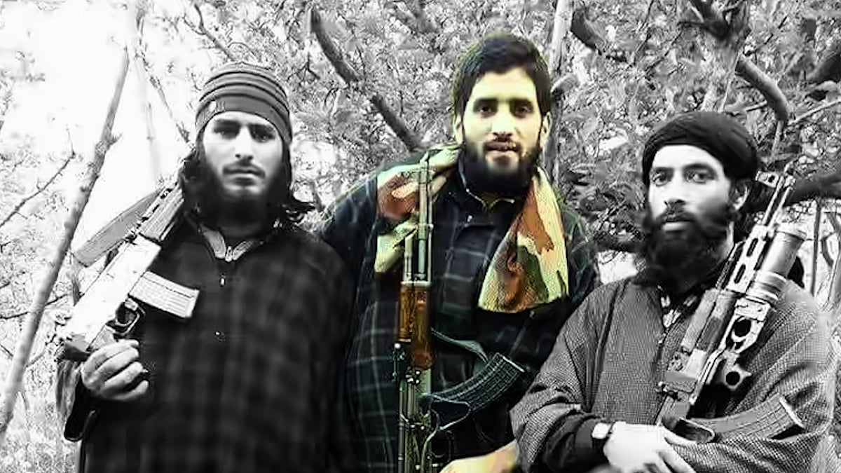 <div class="paragraphs"><p>Irfan Sheikh, a 22-year-old Kashmiri youth pursuing M Tech, left his studies to join Hizbul Mujahideen in February 2016. </p></div>