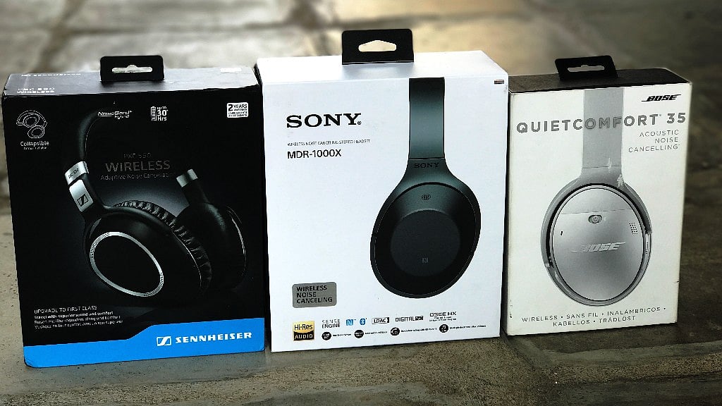 This is the ultimate noise-cancellation headphone showdown. (Photo: <b>The Quint</b>/<a href="https://twitter.com/2shar">@2shar</a>)