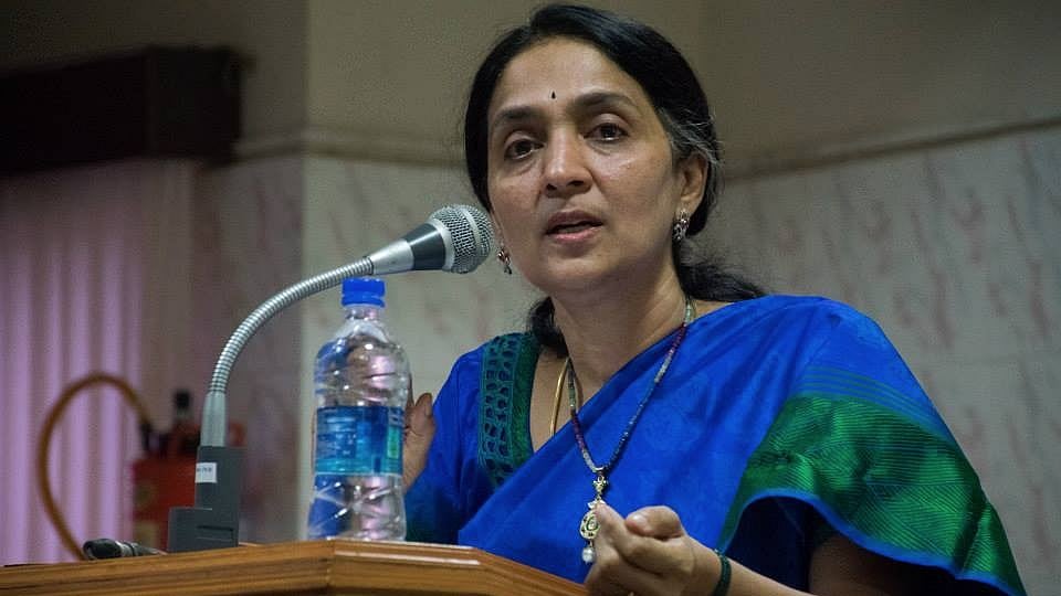 <div class="paragraphs"><p>Chitra Ramkrishna, who was the first woman to head the National Stock Exchange, has been arrested. </p></div>