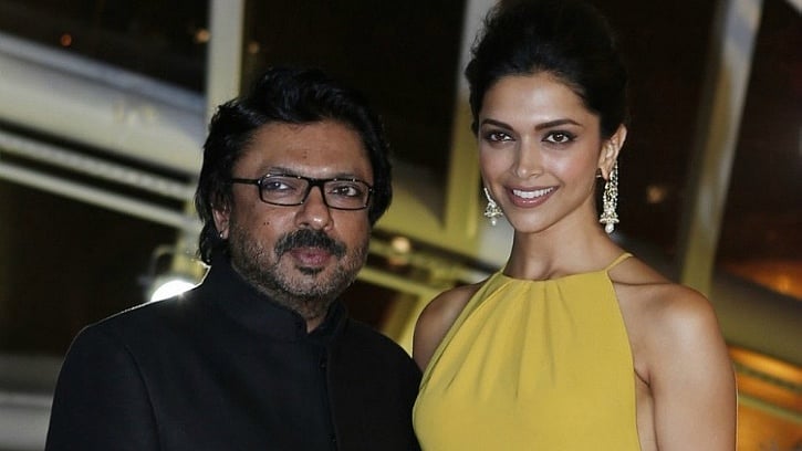 Sanjay Leela Bhansali and Deepika Padukone at a promotional event for <i>Bajirao Mastani.&nbsp;</i>