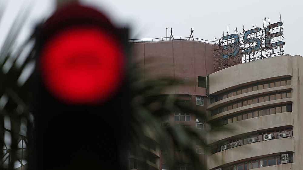 

Nilesh Shah expects the government to cut taxes and put more money in the hands of the consumer.<b> </b>(Photo: Reuters)&nbsp;